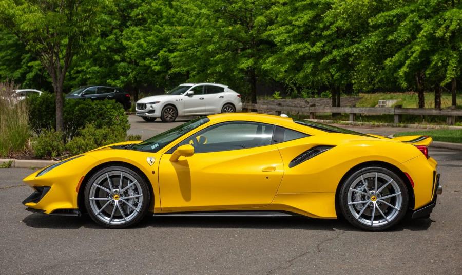  Ferrari 488 Pista 2019 года  (фото 5 из 53)